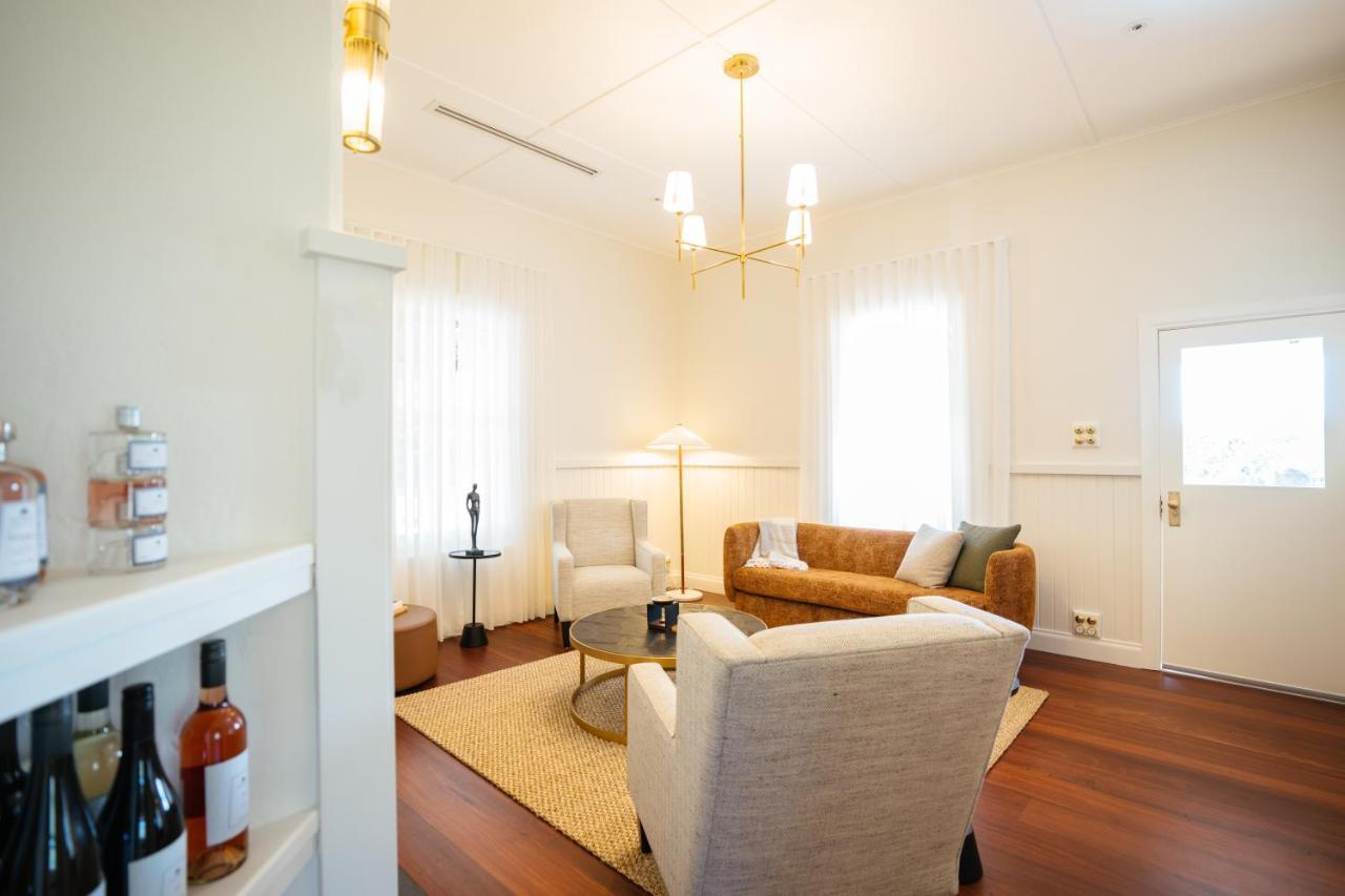 Ampersand Estates Pemberton Ngoại thất bức ảnh