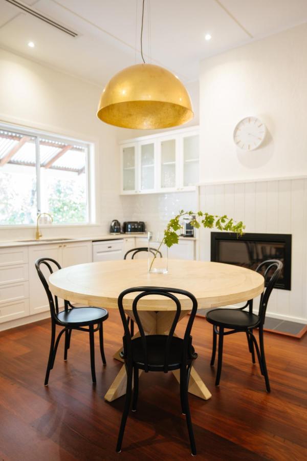 Ampersand Estates Pemberton Ngoại thất bức ảnh